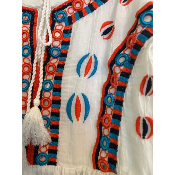 Crown & Ivy Curvy 1X Boho Peasant Top White Gauze Tunic Blouse Embroidered Tasse - Picture 7 of 11